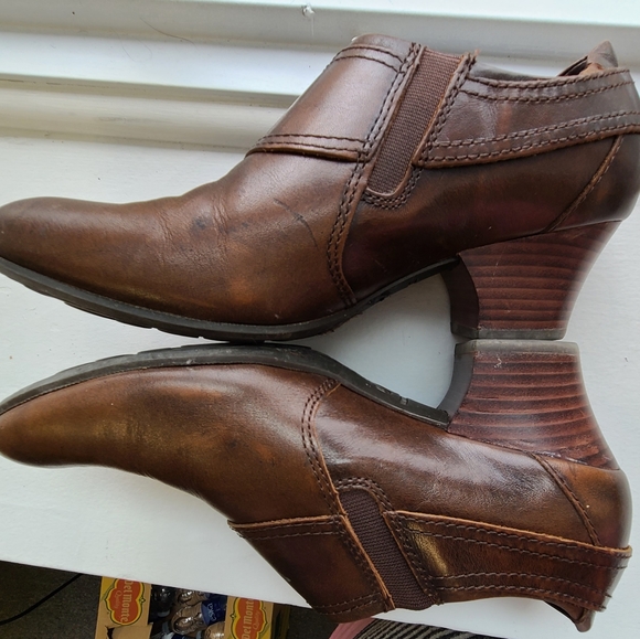 Born Rowan booties size 8 - Picture 6 of 7